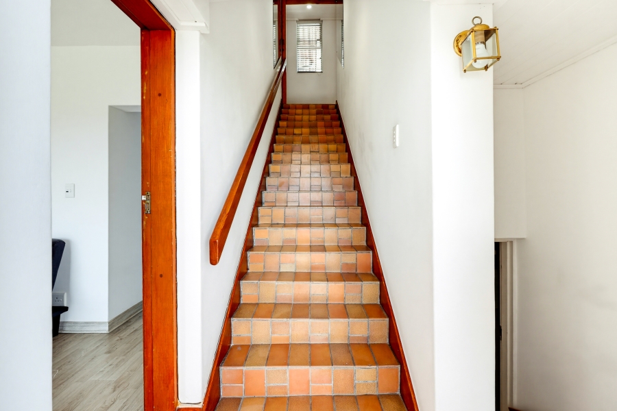 4 Bedroom Property for Sale in Gordons Bay Village Western Cape